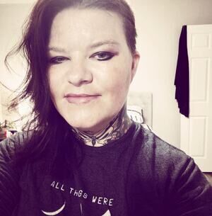 Meet your Posher, Nina